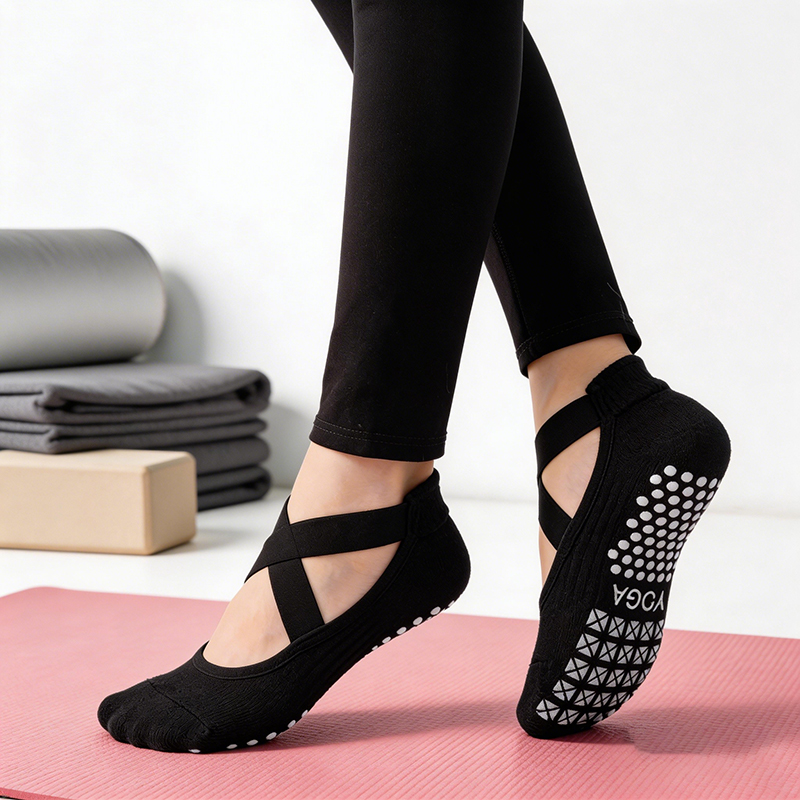 Pilates Yoga Fitness - Kadın Kaymaz Yoga Çorapları Silikon Kapalı